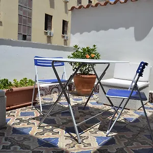  Bed & Breakfast Dietro Al Massimo Italy