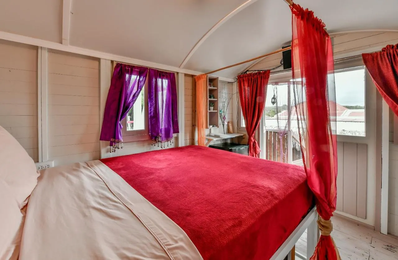 Mammaloe Bed & Breakfast Oranjestad